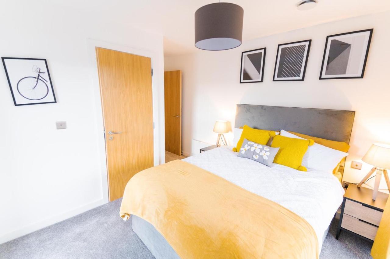 Exquisite Cosy 2-Bed Apartment In Salford Манчестер Екстер'єр фото